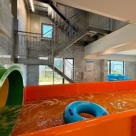 I Gorzelanny Dzwirzyno Hotel Zieleniewo (Kolobrzeg)