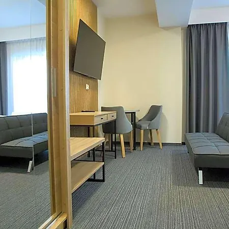 I Gorzelanny Dzwirzyno Hotel Zieleniewo (Kolobrzeg)