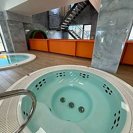 I Gorzelanny Dzwirzyno Hotel Zieleniewo (Kolobrzeg)
